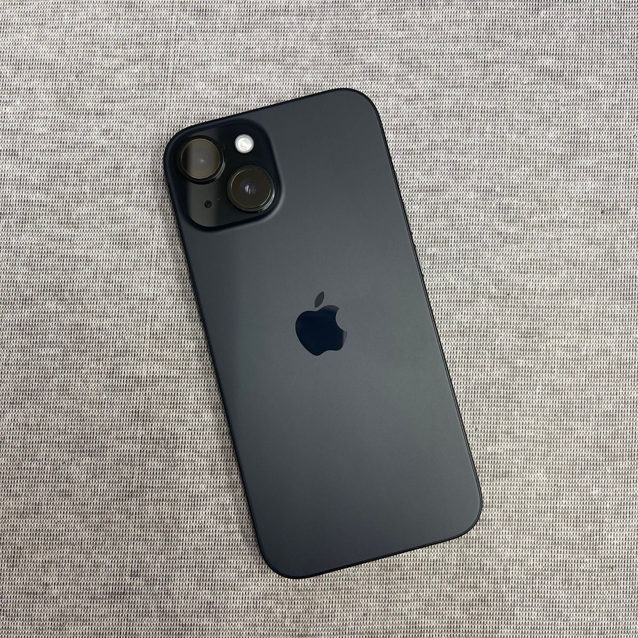 iPhone15 128Gb ブラック Softbank 版SIMフリー 送料無料 - メルカリ