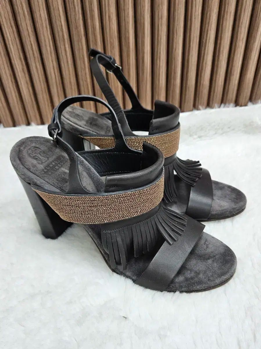 エルメス HERMES カタリア サンダル 靴 シューズ スエード カーキ 未