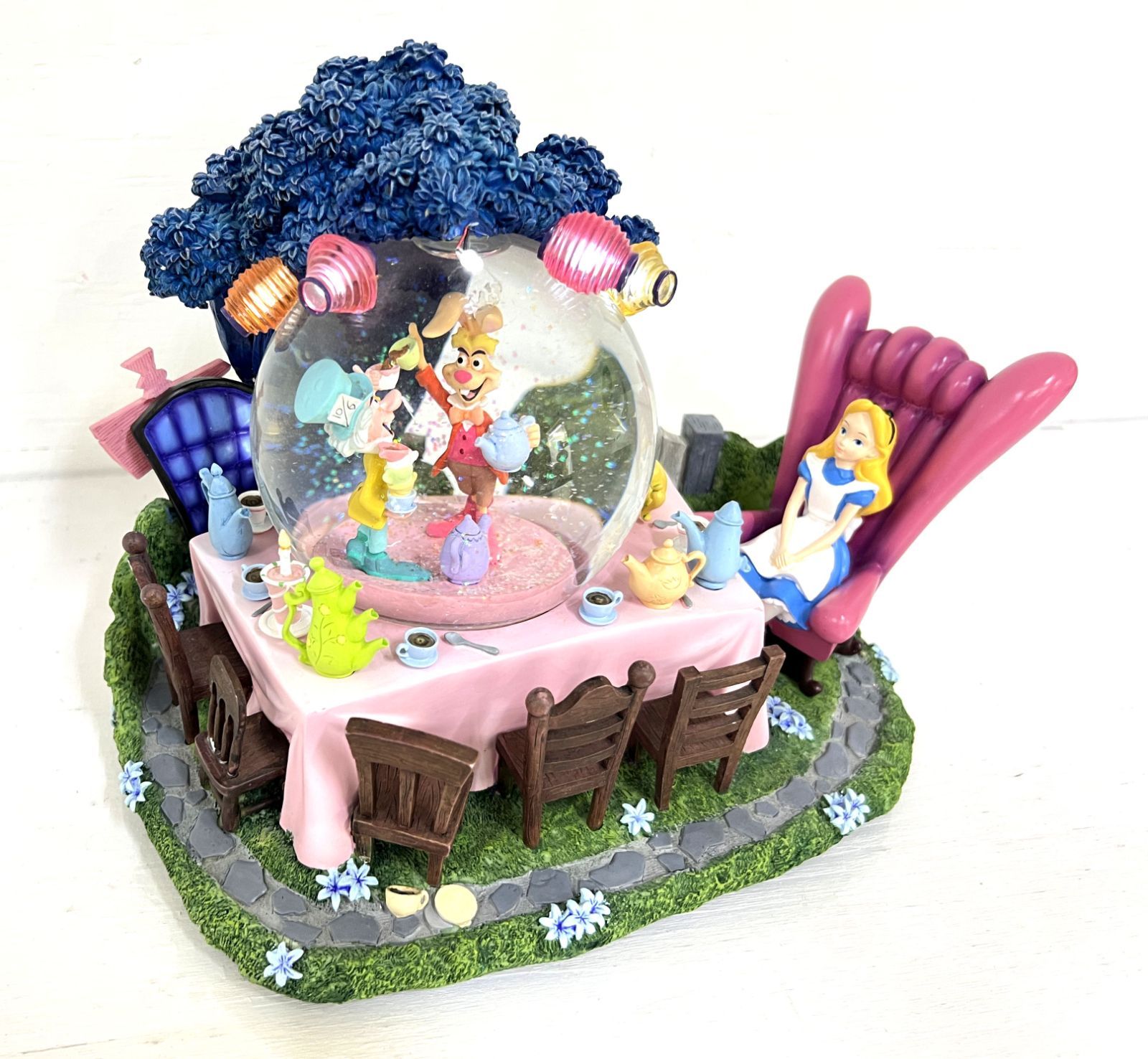 盛岡30-0061 不思議の国のアリス スノーグローブ ディズニーストア 80