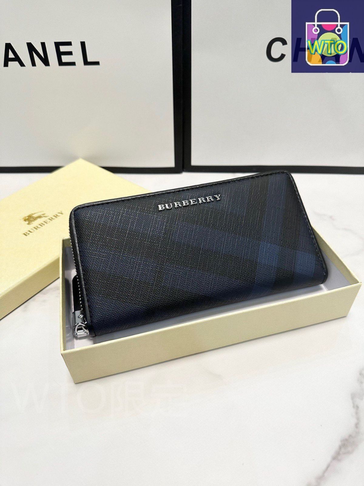 今日特価】Burberry バーバリー 新作ハンドポーチ 原版牛皮使用