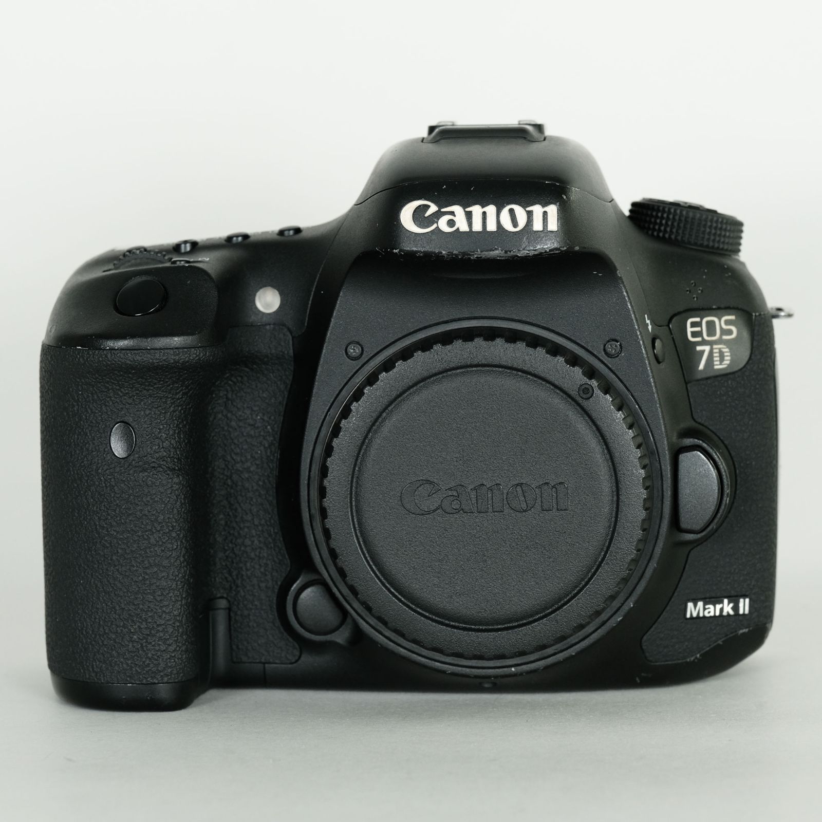 バッテリー 付 Canon EOS 7 D Mark II キヤノンEFマウント