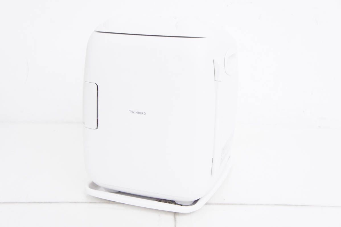 ツインバード 2電源式 ポータブル 冷温庫 2024年製 HR-EB07 美品