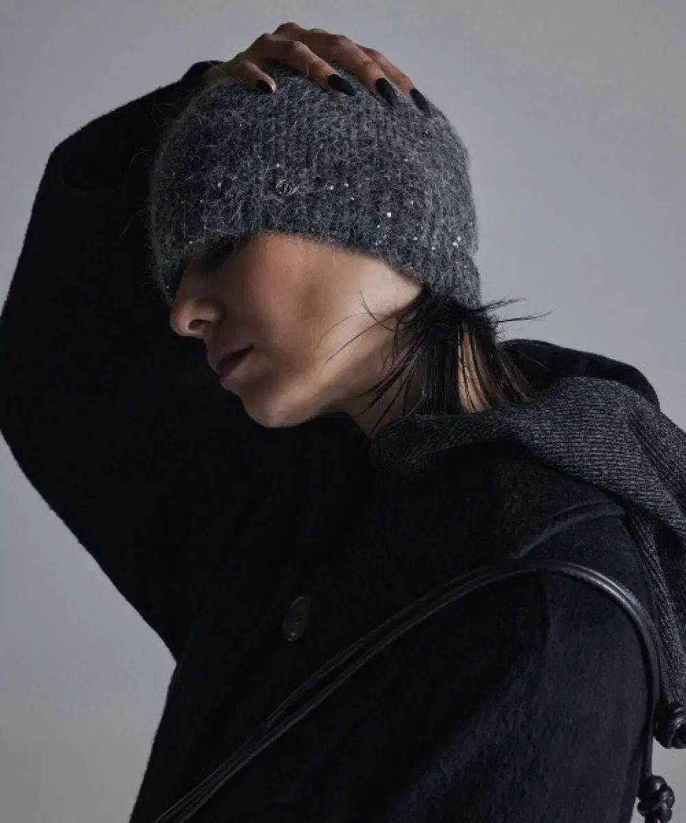 TREEMINGBIRD スパンコール アンゴラ ビーニー グレー