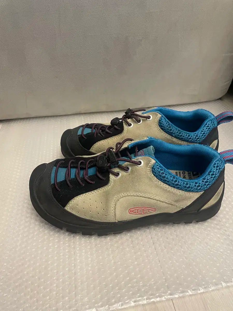 KEEN キーン keen ジャスパーロック レディース ブルー 245