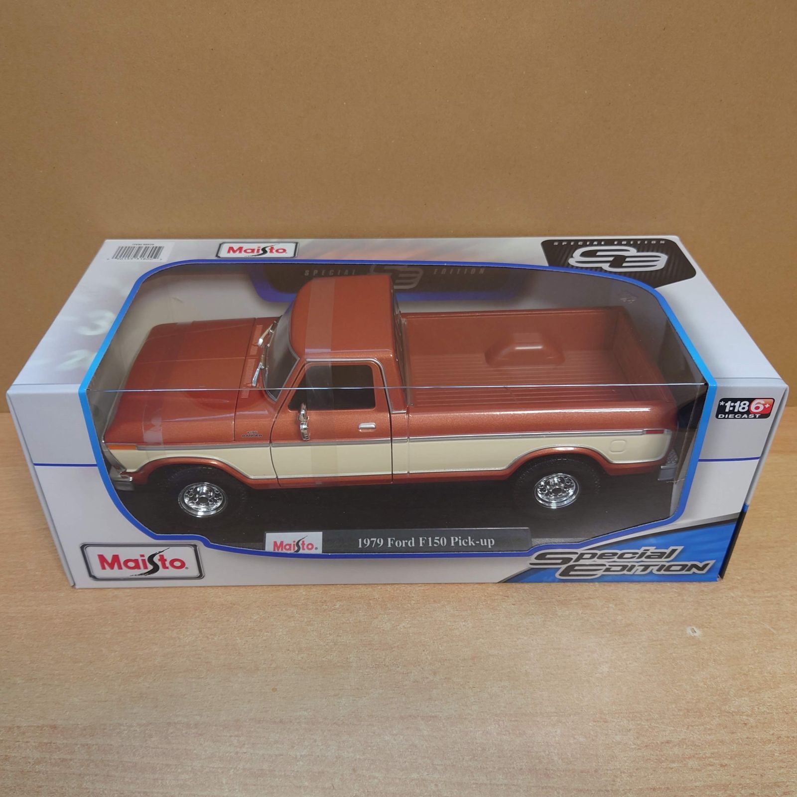 1/18 フォードF150ピックアップトラック オレンジ 1979 FordF150 Pick-up マイスト製ダイキャスト製ミニカー