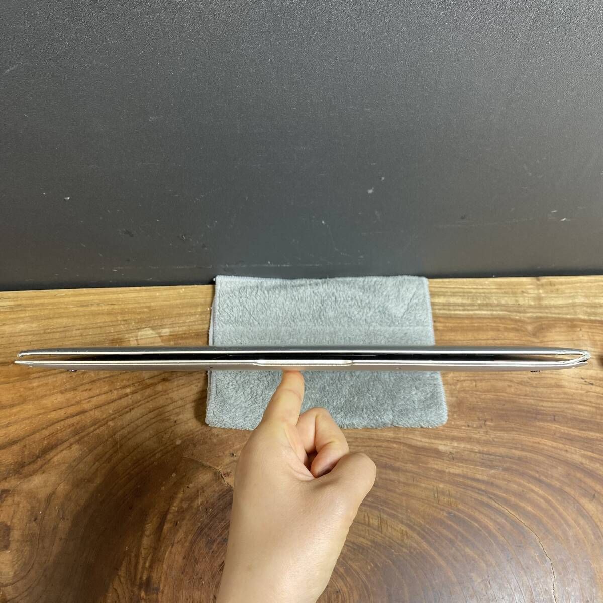 ジャンク品］Apple MacBook Air 13inch 2013/Core i5 1.3GHz
