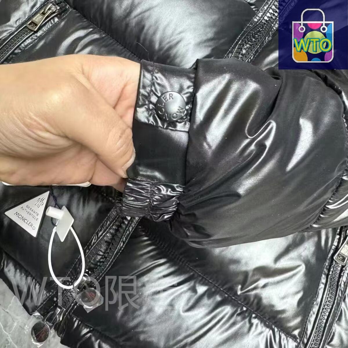 オーセンティックな モンクレールマヤメンズ 黒フーデットダウンジャケット｜ ｜ ♥