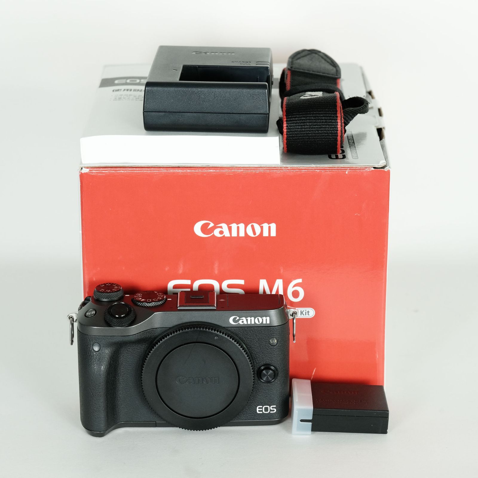 良品] Canon EOS M6 [ボディ ブラック] / キヤノンEF-Mマウント