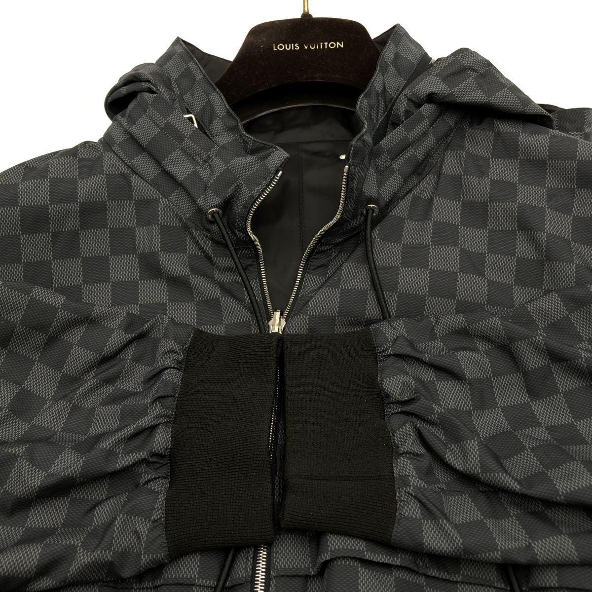 louis vuitton  リバーシブル　ナイロン　ジャケット LOUIS VUITTON - LOUIS VUITTON モノグラム リバーシブル