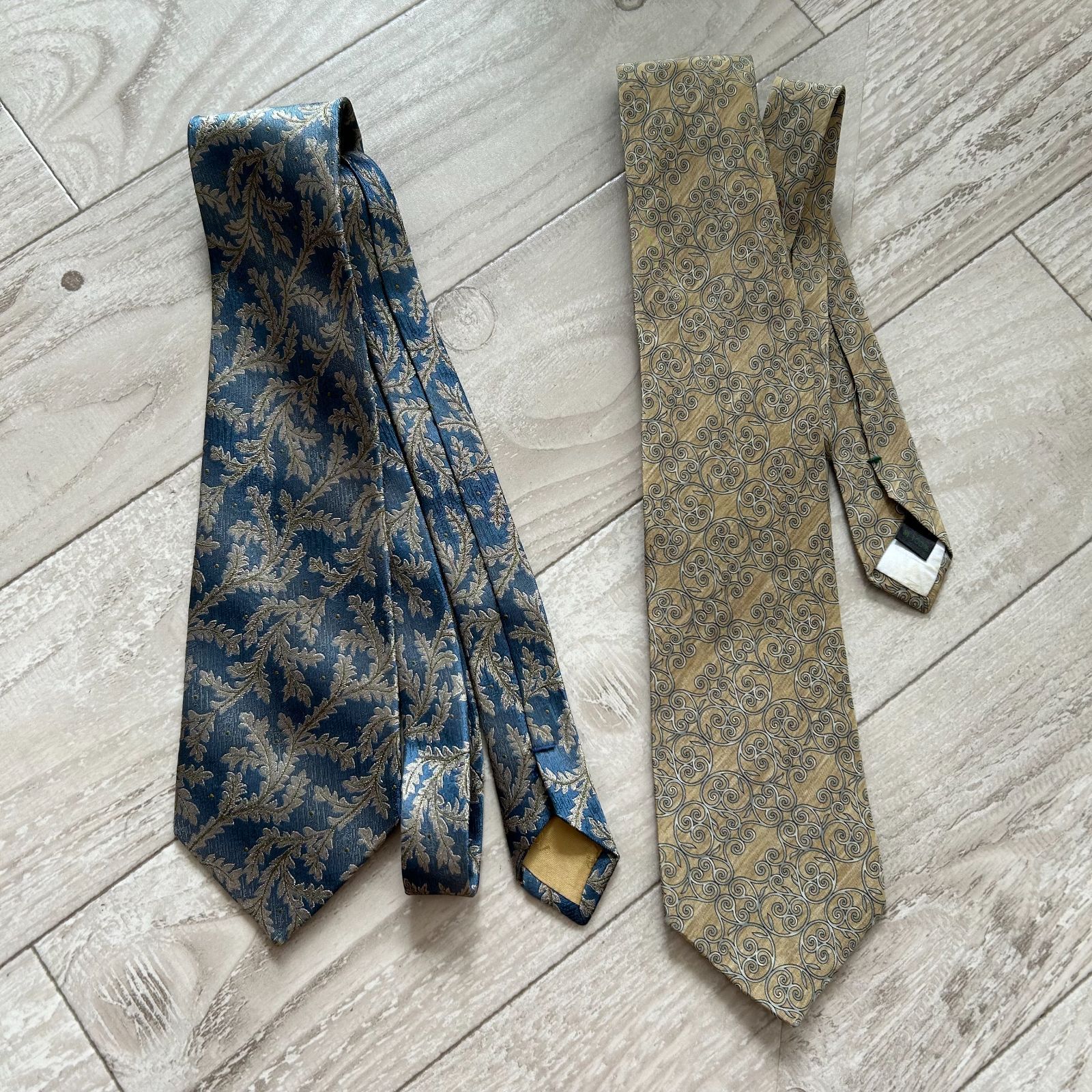 【美品】イヴサンローラン ペイズリー柄 ネクタイ まとめ セット イブサンローラン＆ニナリッチ 絹100％ ネクタイ2本 まとめ