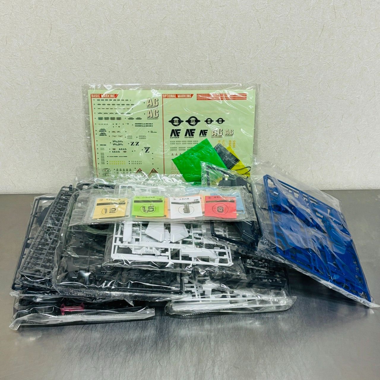 プラモデル |