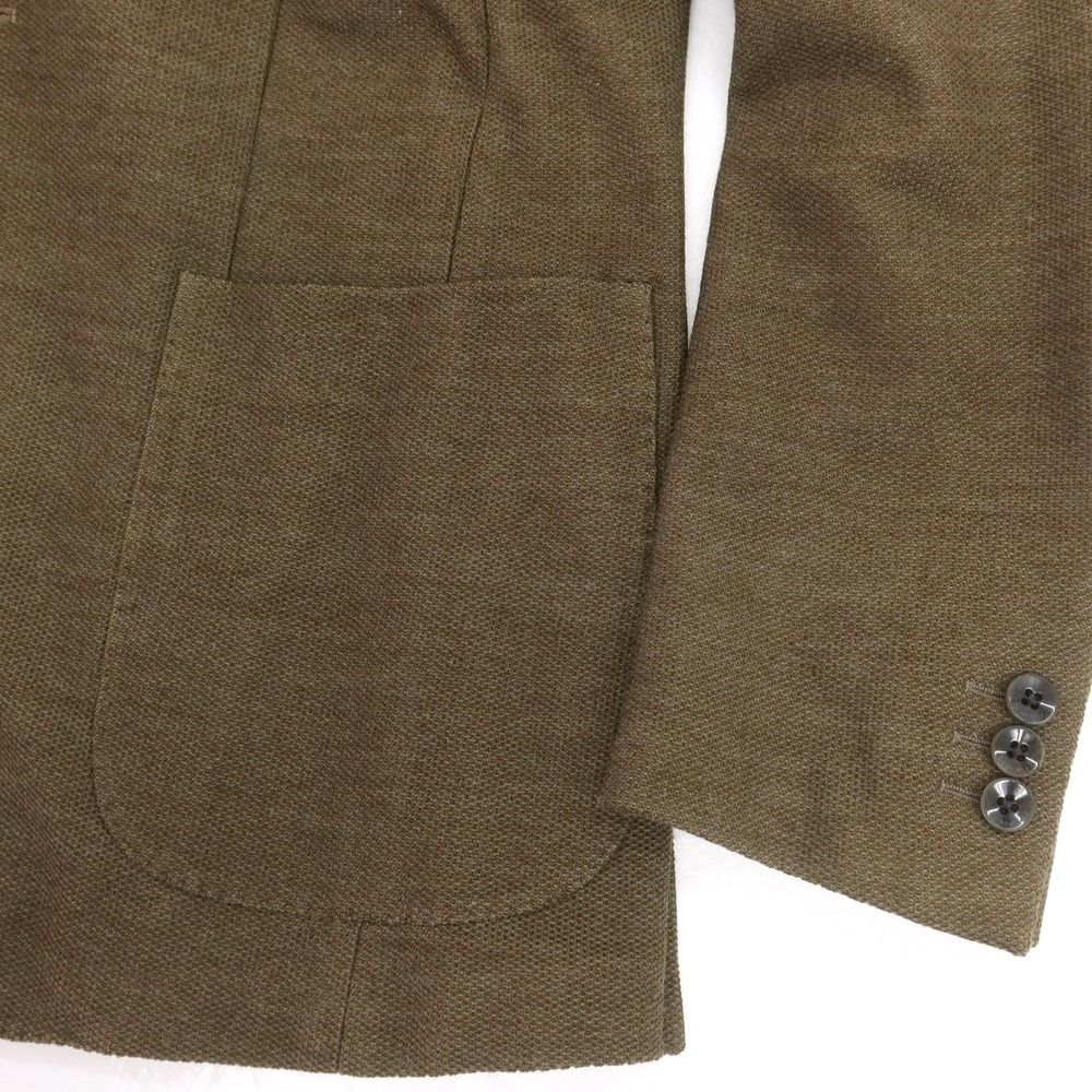 オリーブブラウン