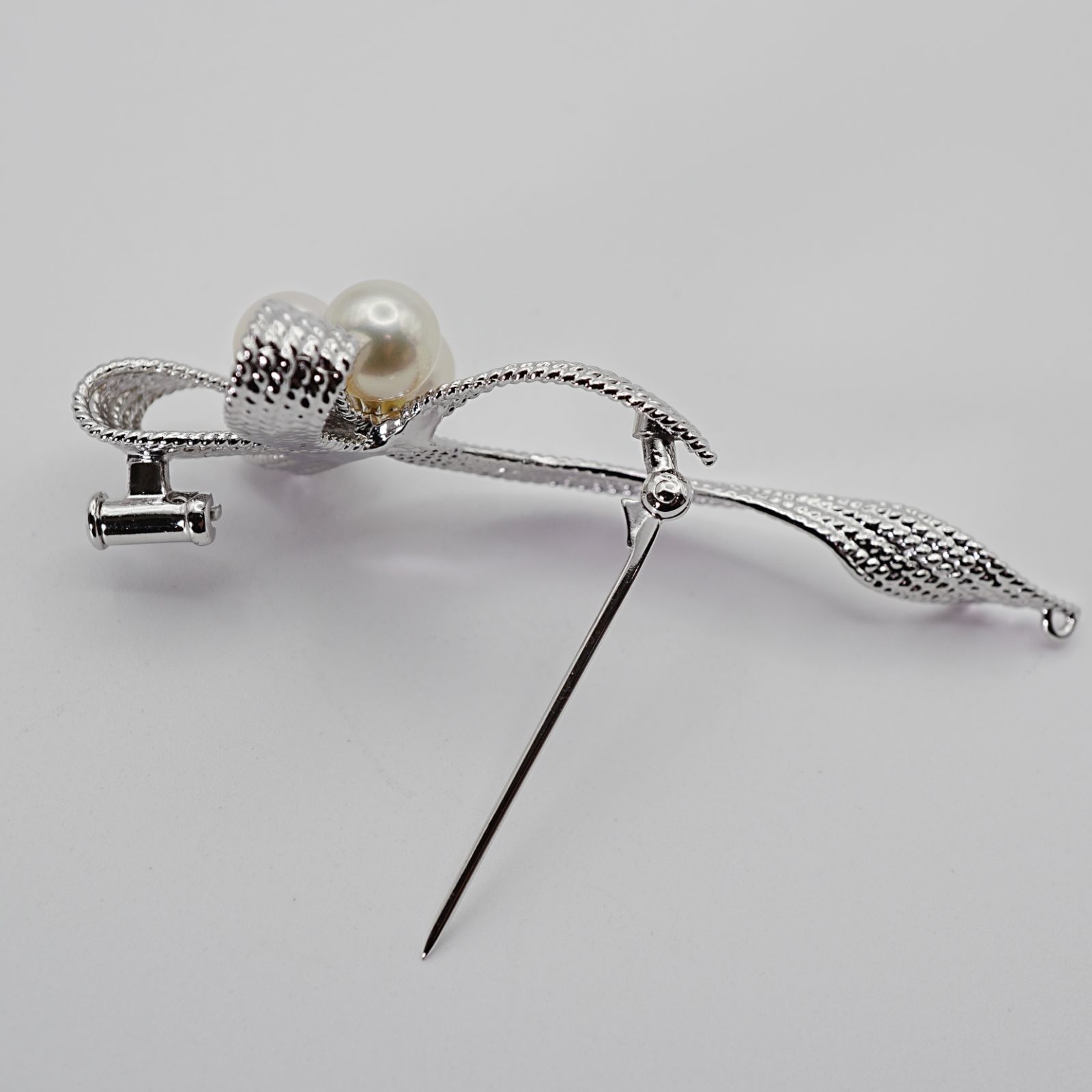 美品 タサキ リボンモチーフ ブローチ アコヤ真珠 パール/25-1379S