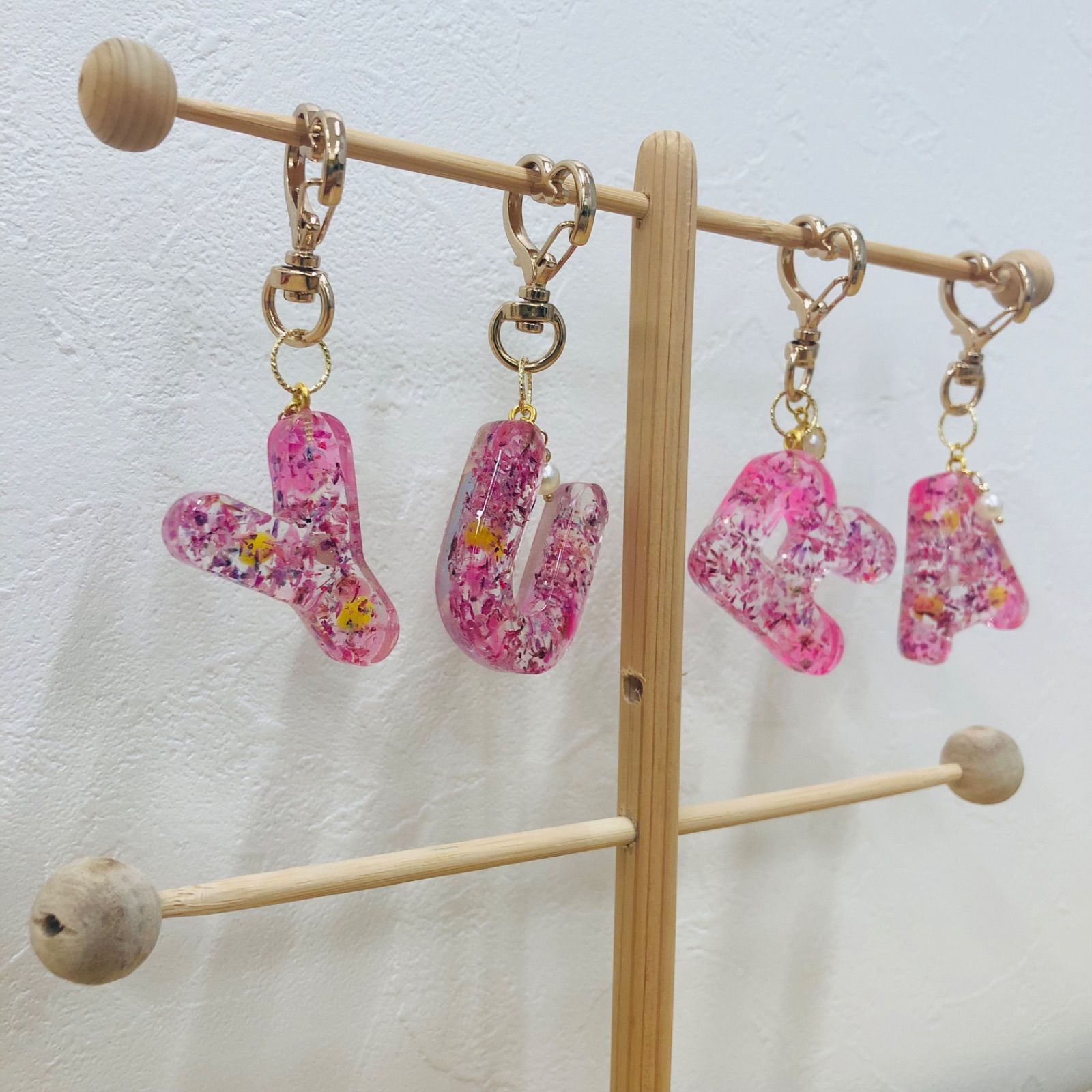 かみゆら　＊手刺繍＊動物たちの花火大会　ポーチとペンケース アニマル刺繍ポーチS M26-1457｜KANKAN ONLINE SHOP【公式】