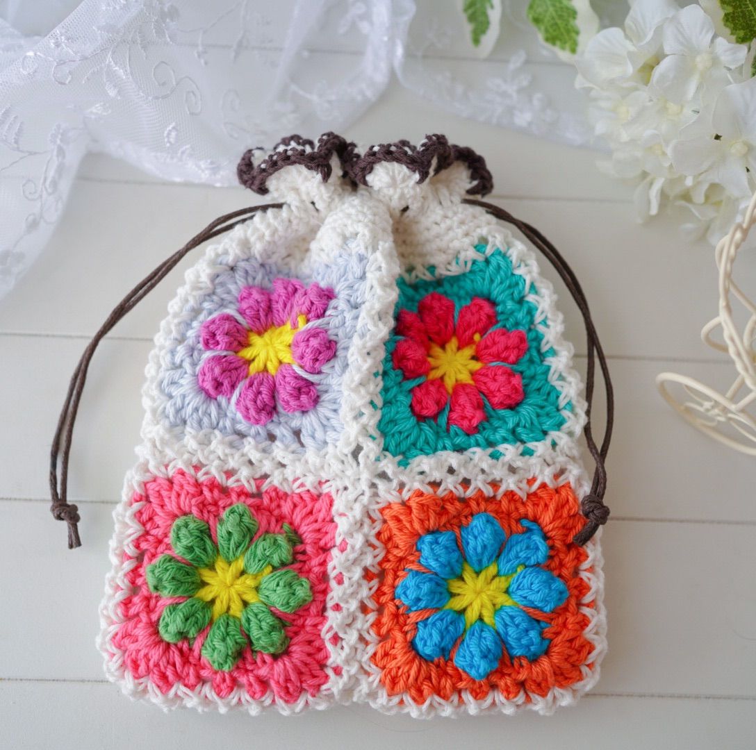 あす楽 ✨ぷっくりお花の巾着ポーチ かぎ編み ハンドメイド