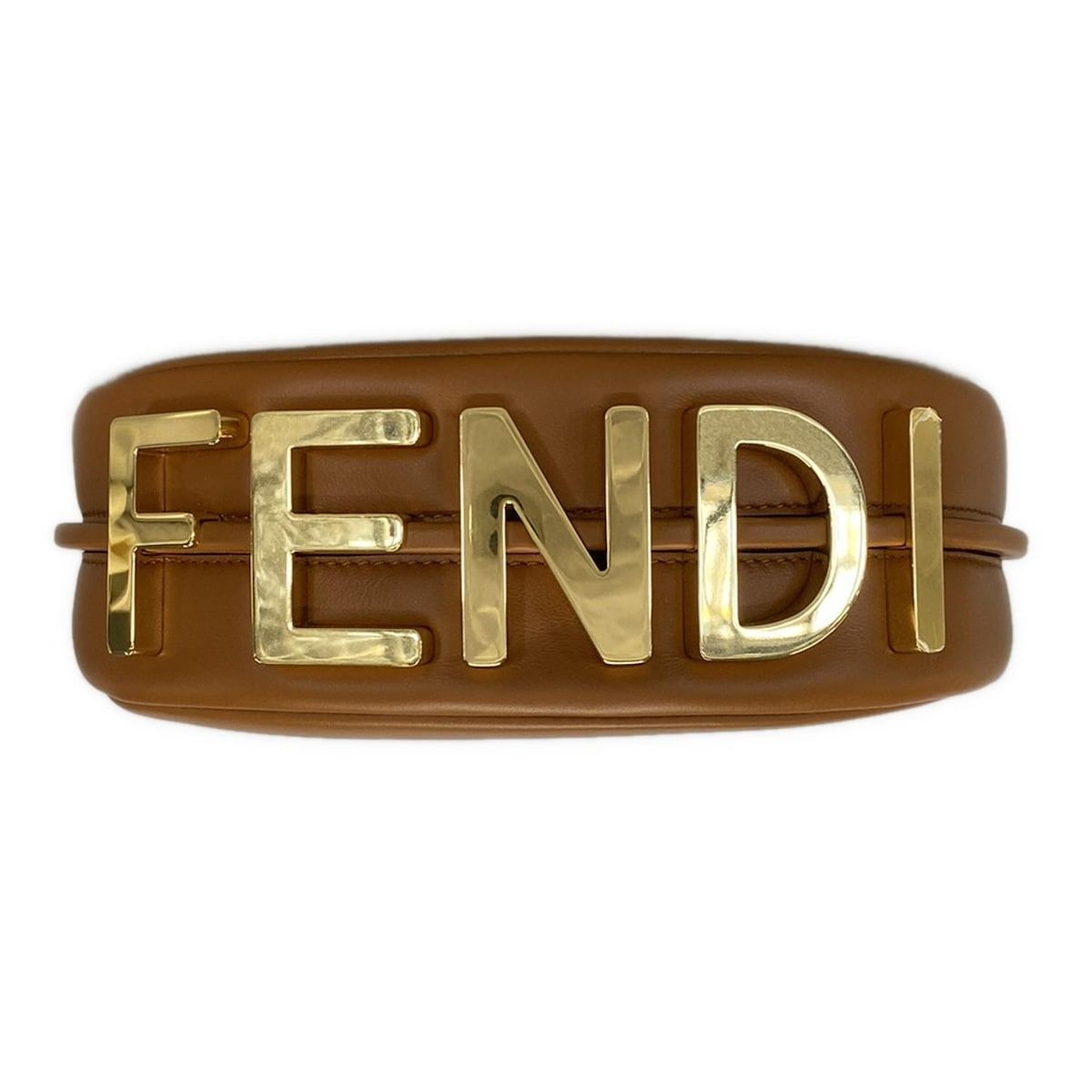 FENDI フェンディ