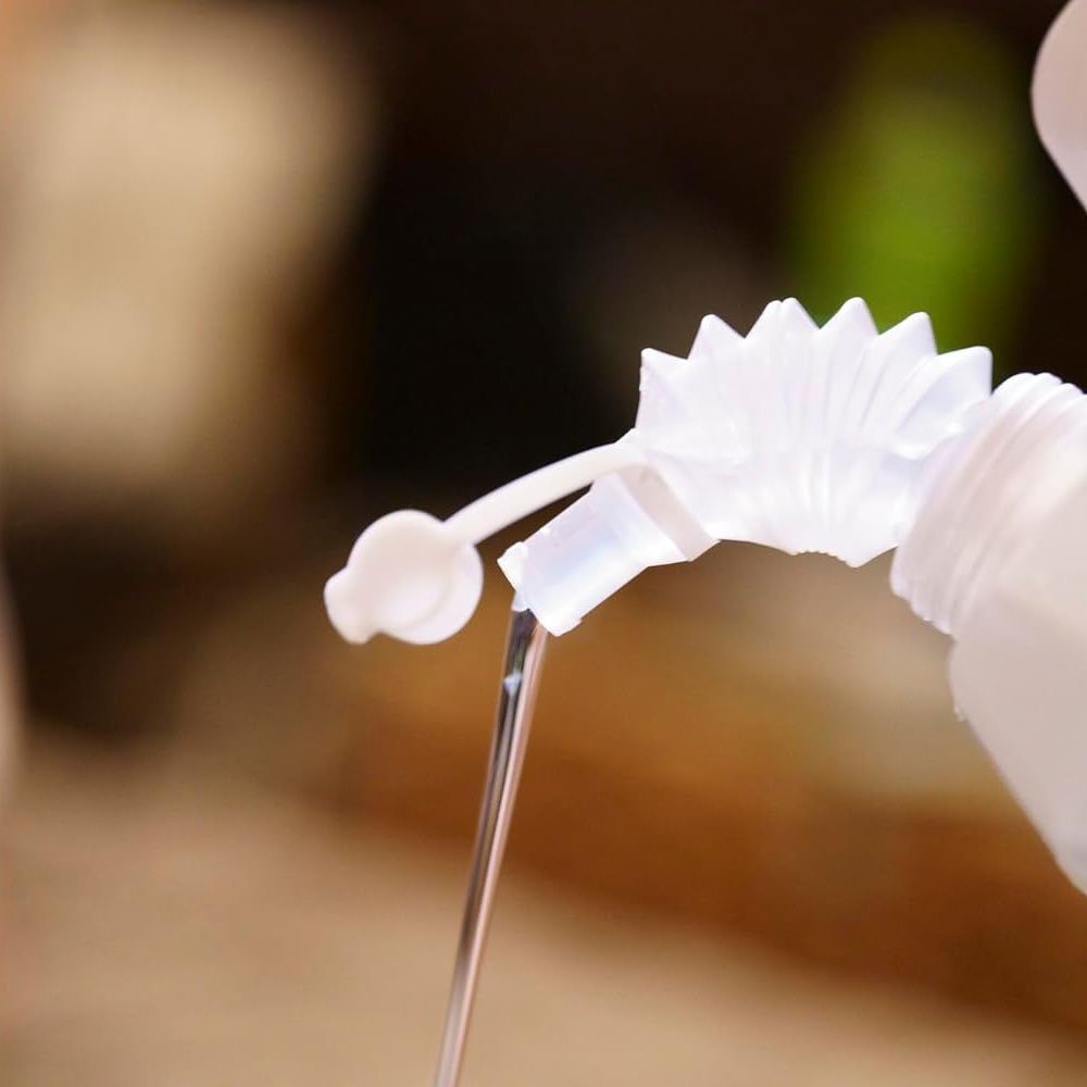 送料無料 水だけでさっぱりと洗い流せる水溶性マッサージオイル