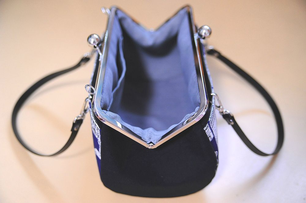 人気カラー】大きいサイズ prada プラダ ポロシャツ ネイビー Lサイズ