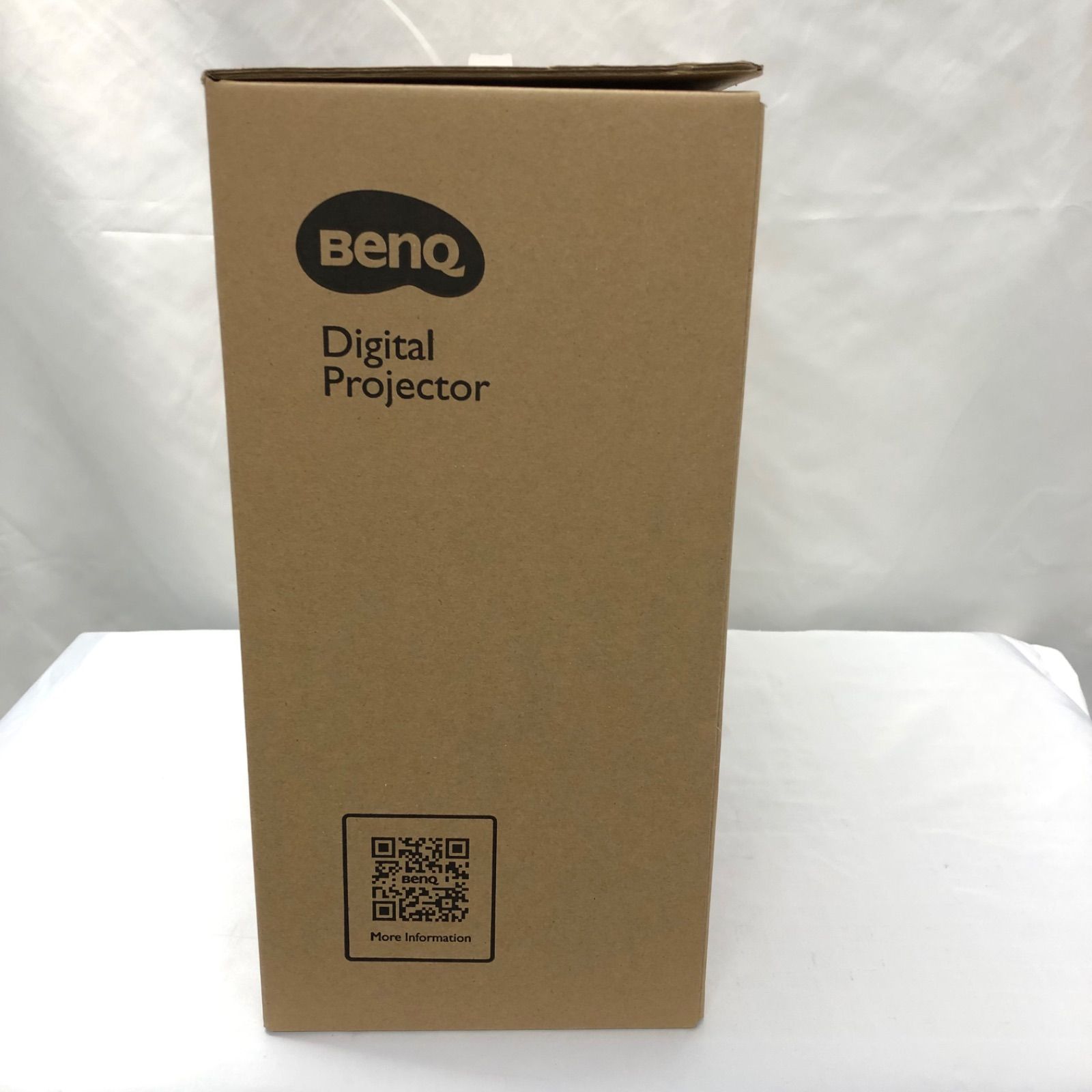 BenQ MW560 WXGA画質 DLPホームエントリープロジェクター A604EE3BB20914 - メルカリ