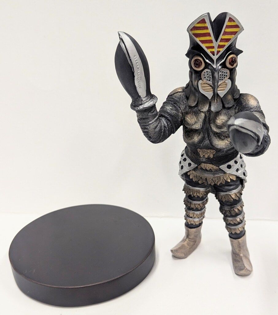 地球防衛軍秘密基地本 帰りマンコレクション !)バルタン星人Jr