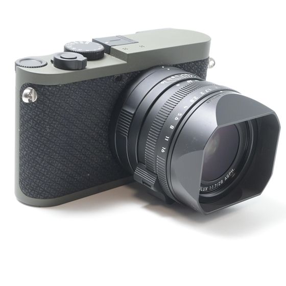 極上品】ライカQ2