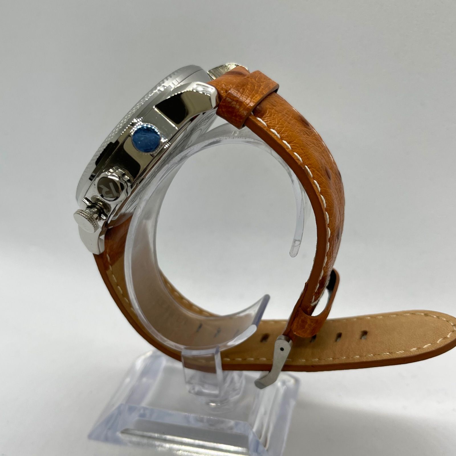 RHYTHM リズム　美品　茶系　ブラウン　レザーベルト　日本製　クロノグラフ　アナログ　メンズ腕時計　文字盤白　アイボリー　SI1607L  ステンレススティール