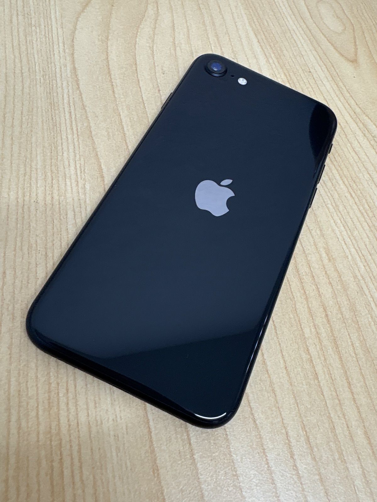 iPhone SE 第二世代　64gb black ムスビー｜セイモバイル☆国内SIMフリーiPhone SE2 64GB