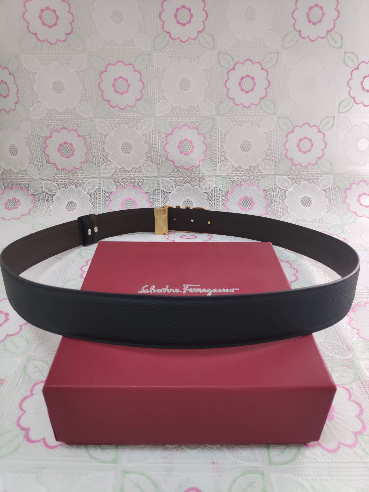 フェラガモ リバーシブル ベルト ゴールドバックル Ferragamo フェラガモ ベルト リバーシブル 金色バックル 本革