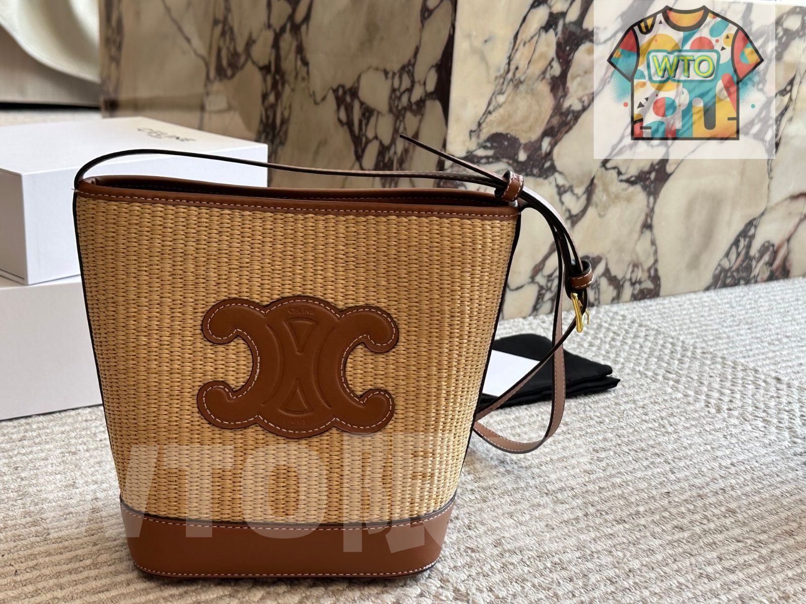 セリーヌのロゴ入りストローバッグ CELINE ロゴ入りストローかごバッグ - メルカリ