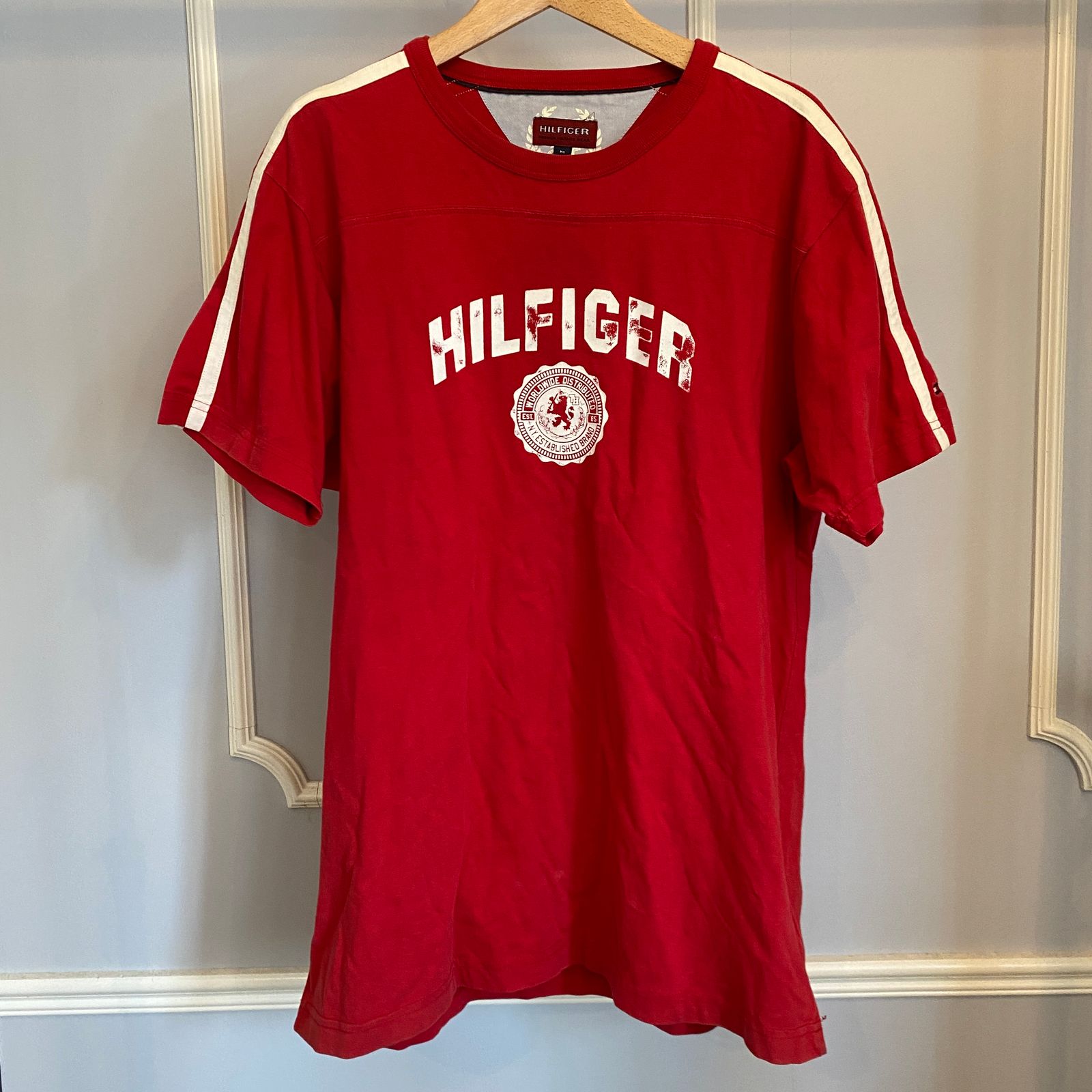TOMMY HILFIGER トミーヒルフィガー Mサイズ メンズ Tシャツ レッド 