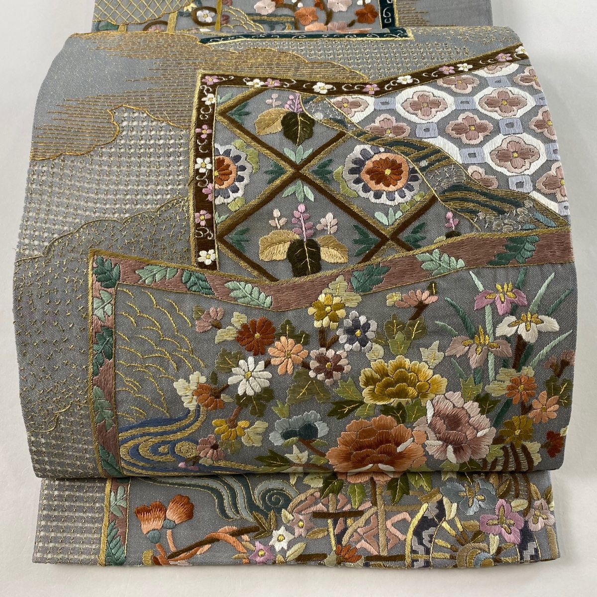 袋帯 逸品 夏帯 花車 有職文様 刺繍 金糸 灰色 全通 正絹 【中古