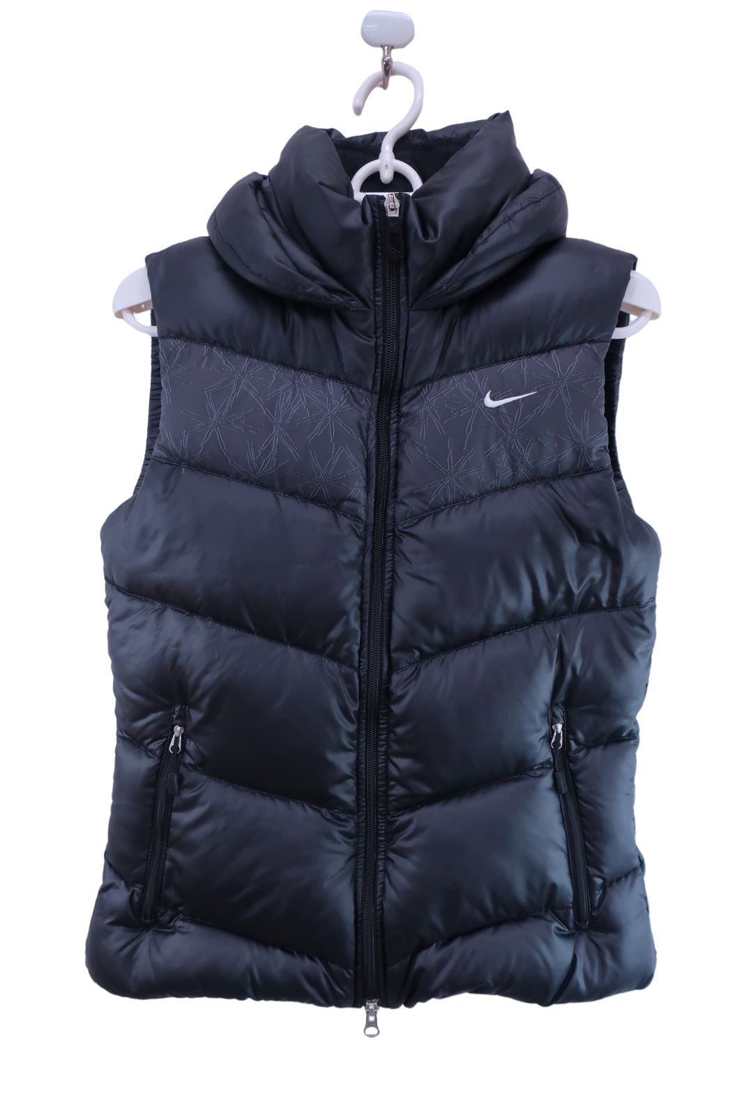 【美品】NIKE GOLF(ナイキゴルフ) ダウンベスト 黒 レディース M ゴルフ用品 2407-0253 中古
