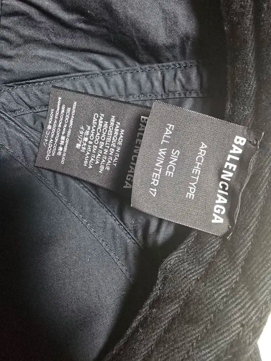 BALENCIAGA バレンシアガ