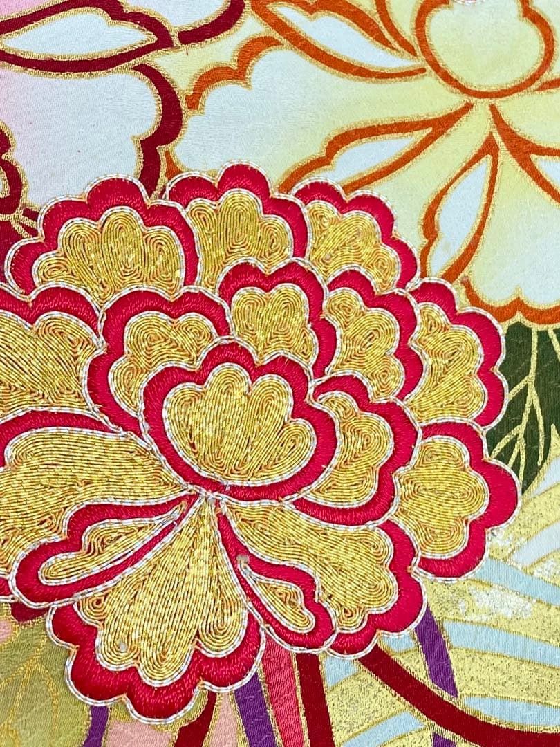 振袖 豪華 金駒 金彩 紋意匠 身丈164cm 振袖 豪華 金駒 銀駒 金彩 紋意匠 身丈164cm 撥水加工済 - メルカリ