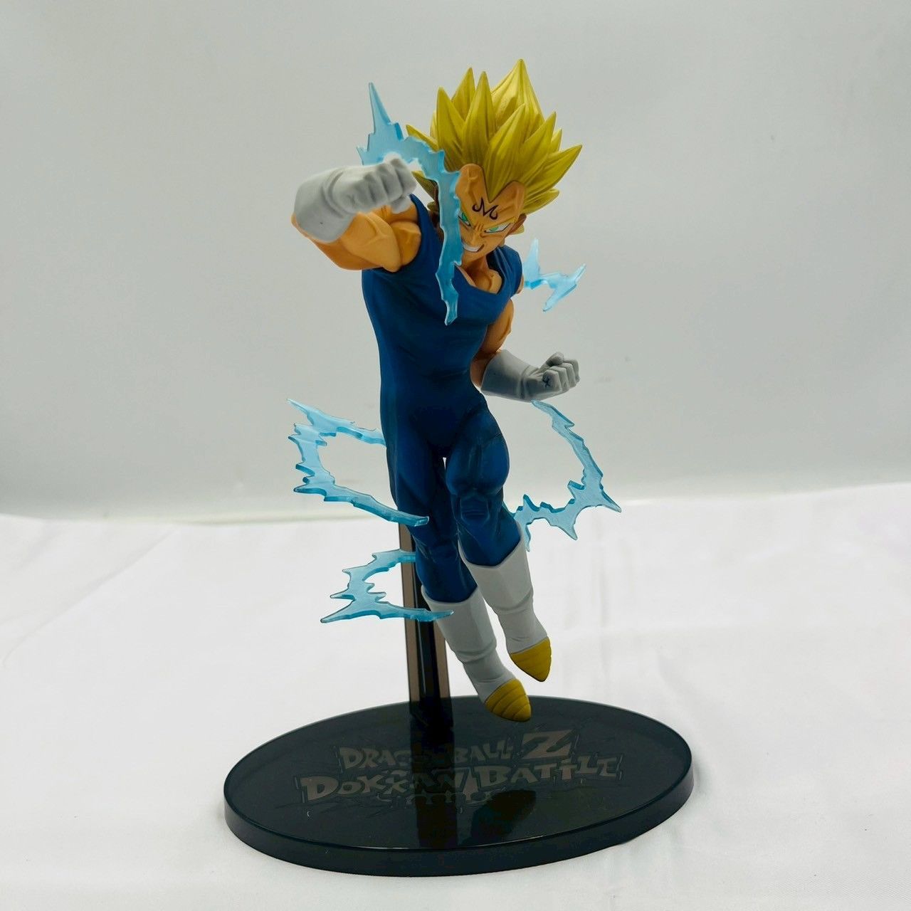 ❗️✨鑑賞用ディスプレイに✨❗️】ドラゴンボール フィギュア＆色紙 