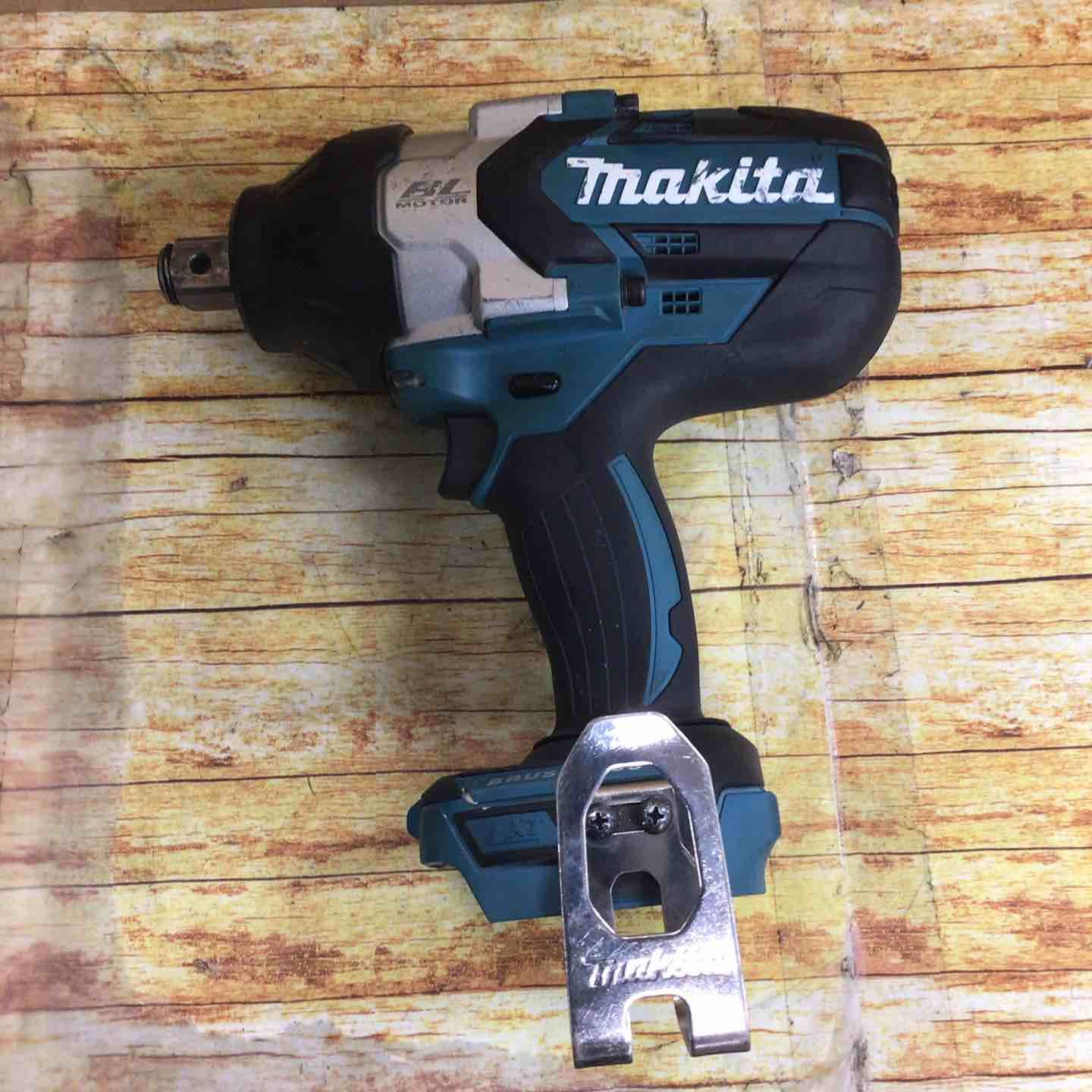 【同一有4/9】未使用 makita TW1001DRGX 充電式 インパクトレンチ 電動 工具 マキタ M3721594 新品未使用マキタTW1001DRGX 18V電動インパクトレンチ マキタ