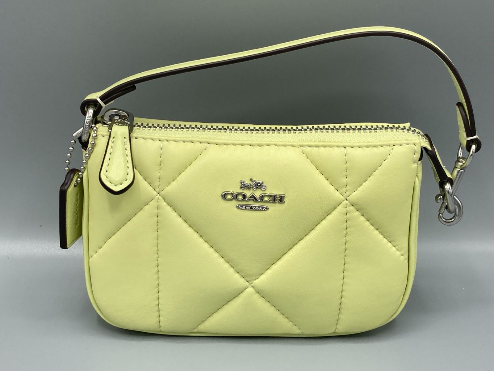 コーチ COACH】【日本未発売品】マルチポーチ ノリ―タ15 パッフィー 