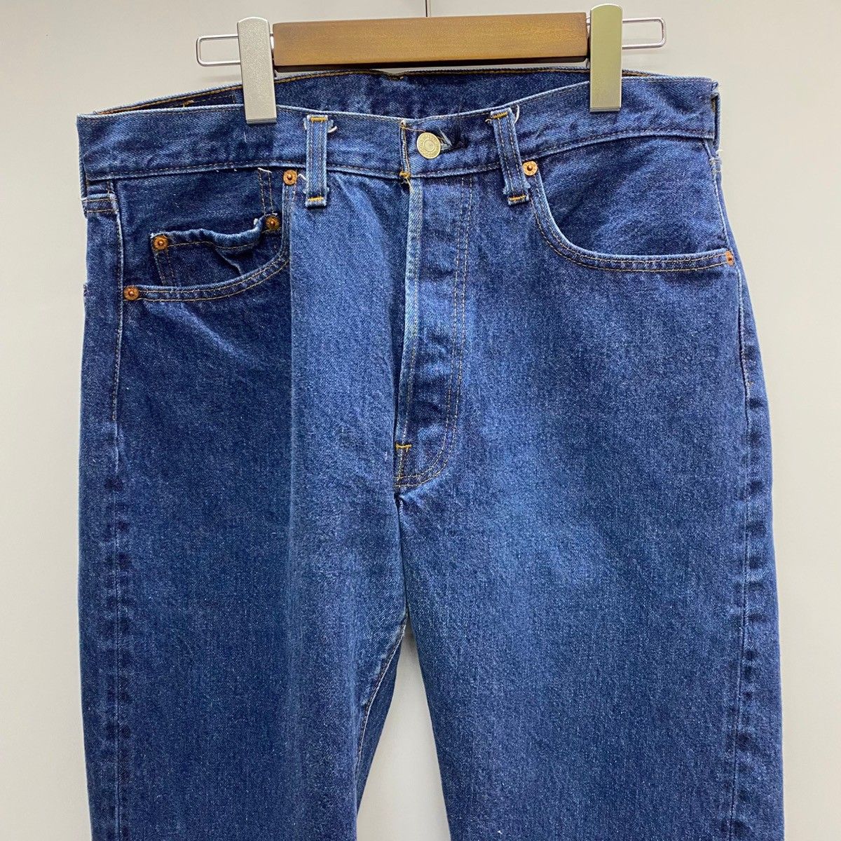 リーバイス Levi's 80's 501 赤耳 ヴィンテージ 濃紺 ボタン裏 リーバイス Levi's 80's 501 赤耳 ヴィンテージ 濃紺 ボタン裏