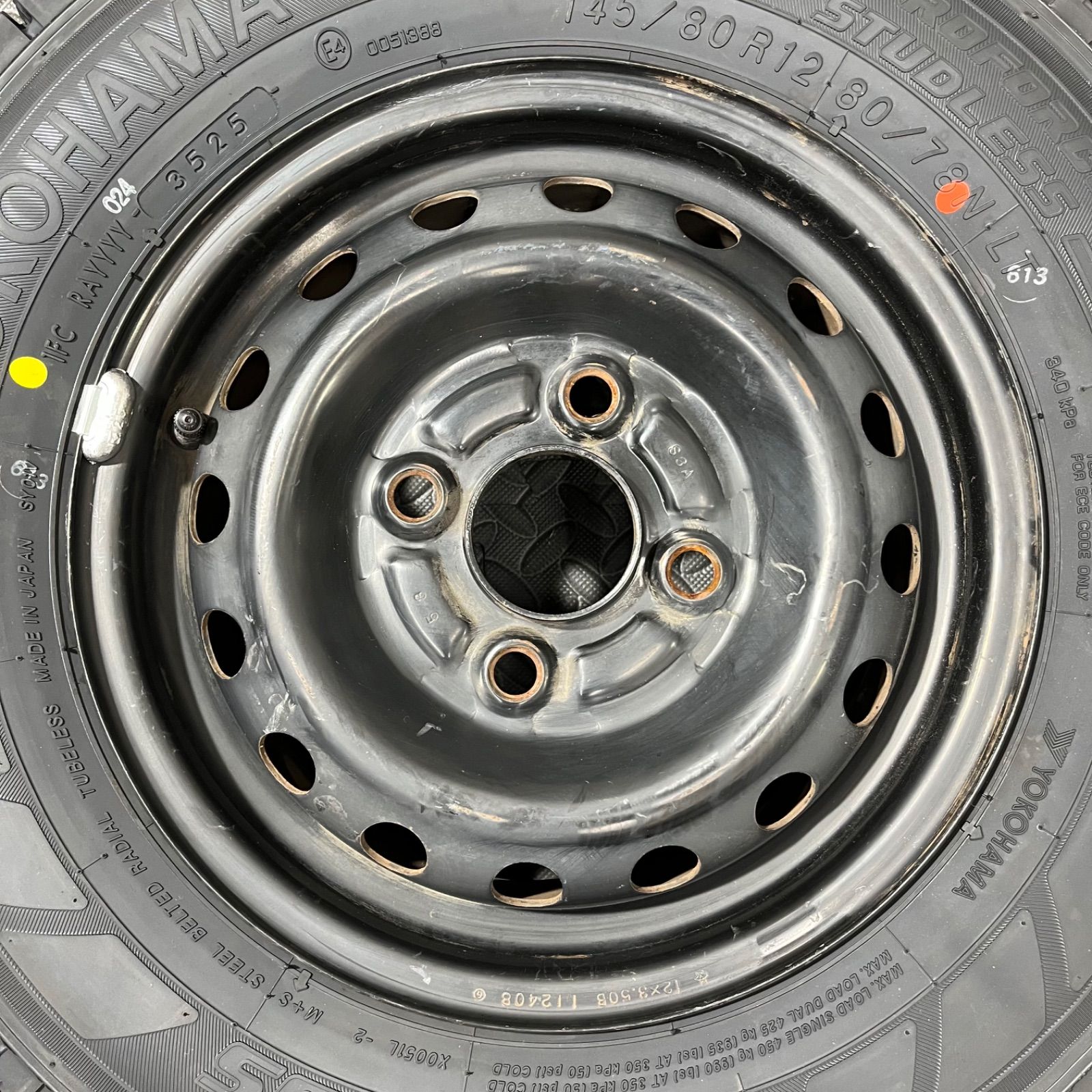 25年製 タイヤ 145 80R12 80 78N LT ヨコハマ SY01V ホンダ アクティ スタッドレスタイヤ 冬タイヤ 1056C