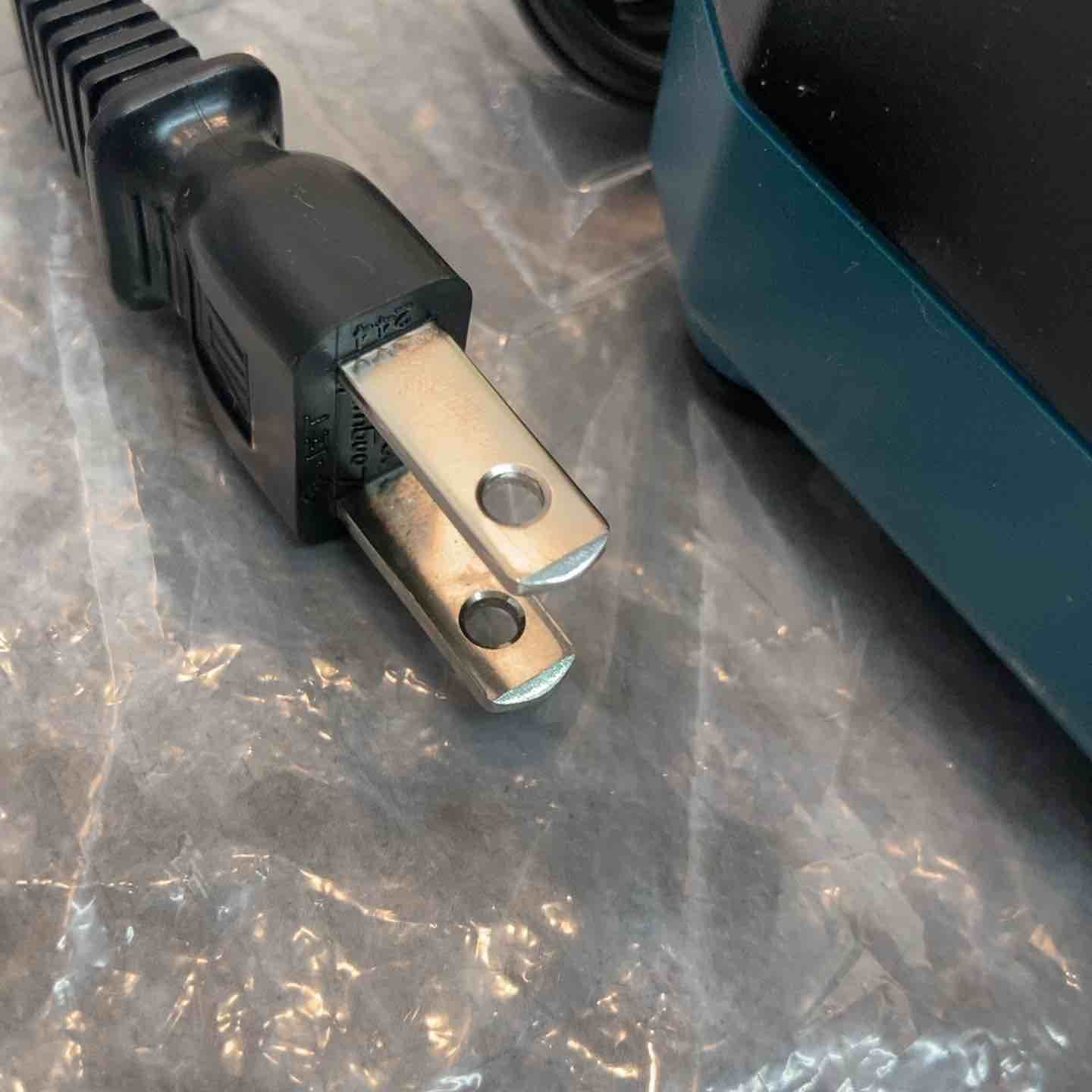 マキタ makita 急速充電器 DC 40 RA