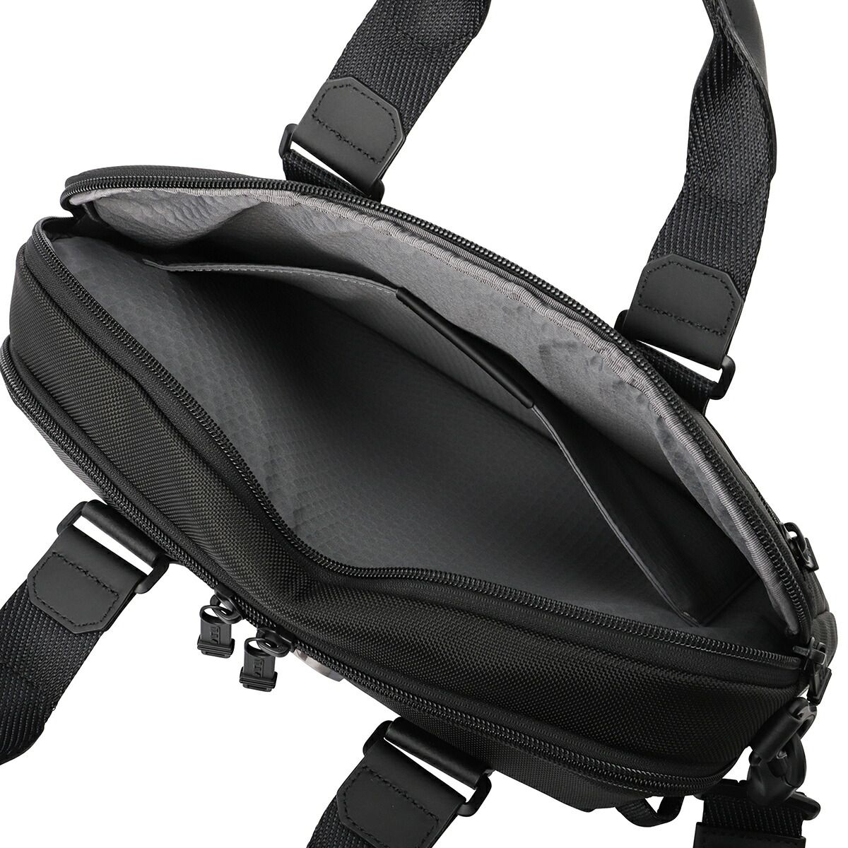 新品 トゥミ TUMI ブリーフケース アルファブラボー ブラック - メルカリ