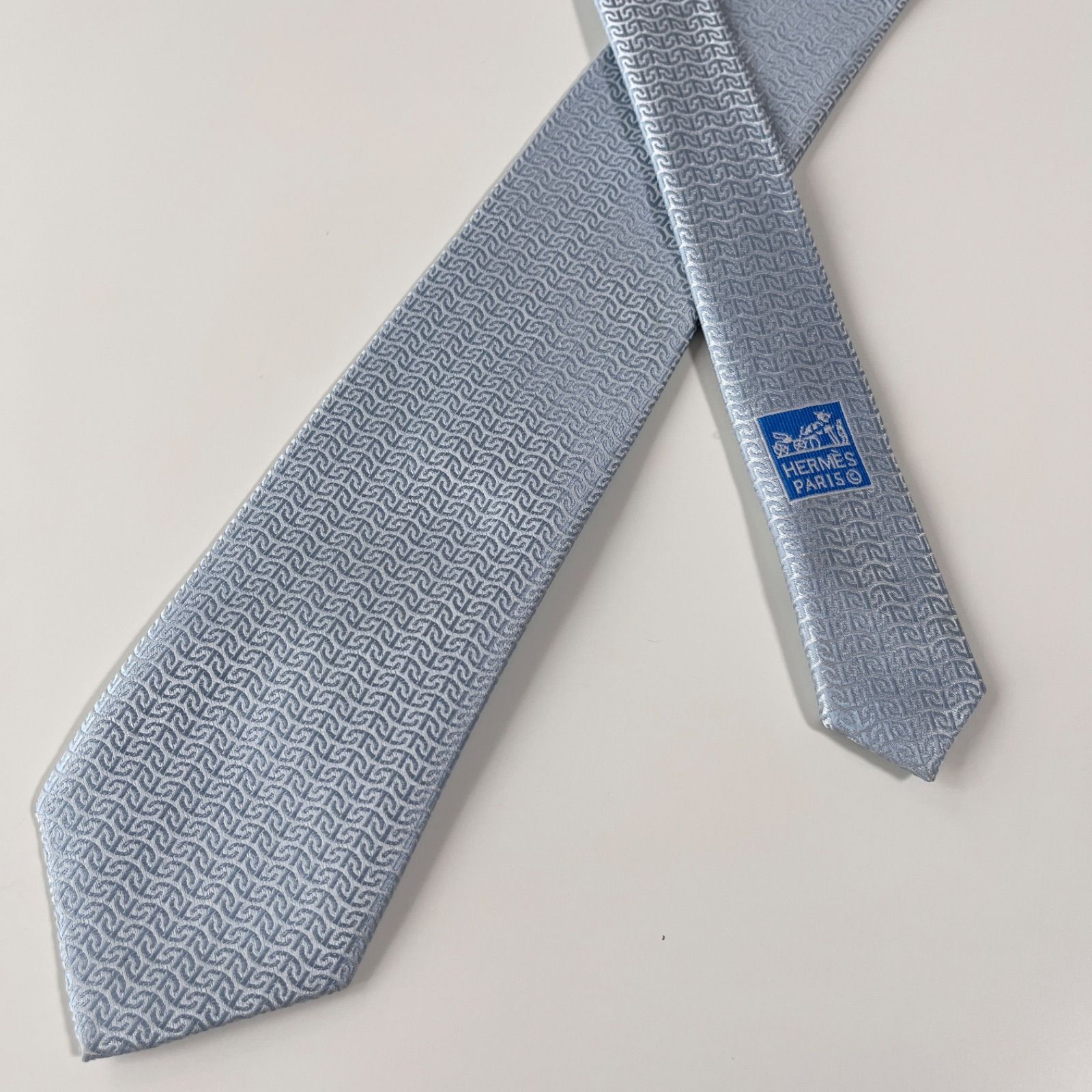 美品 HERMES エルメス ネクタイ シルク100% スカイブルー 総柄 楽天市場】【ラッピング無料】 エルメス HERMES ネクタイ シルク