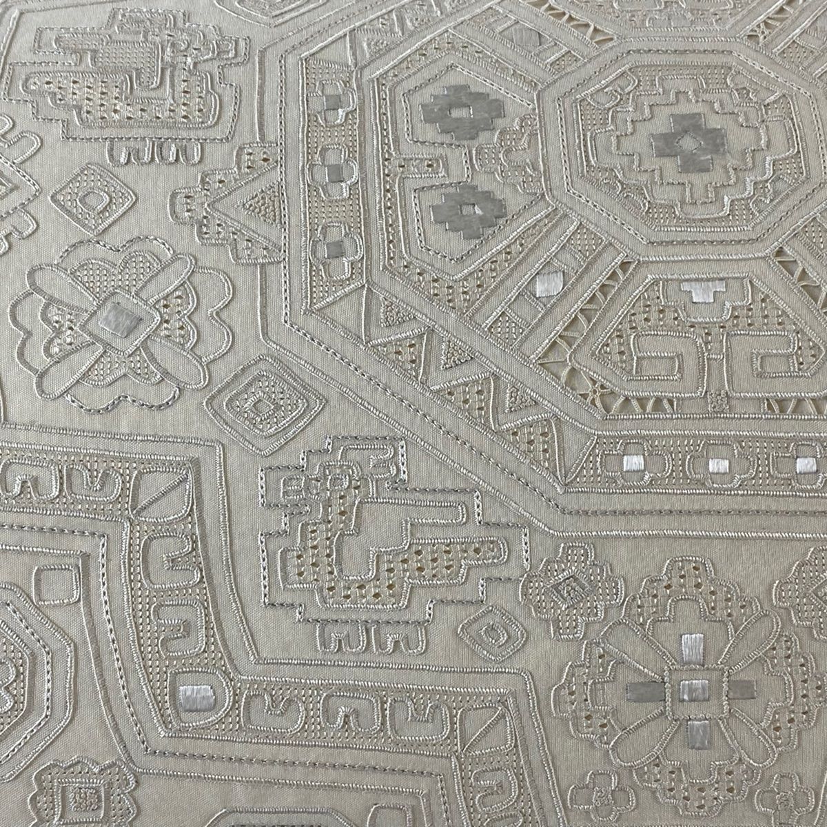 バイセル 着物 逸品 袋帯 灰色 華文 幾何学模様 刺繍 金糸 銀糸 六通 正絹 ☆☆☆☆☆ 袋帯 美品 逸品 蜀江文 華文 本金箔刺繍 青灰色 六通 正絹 中古