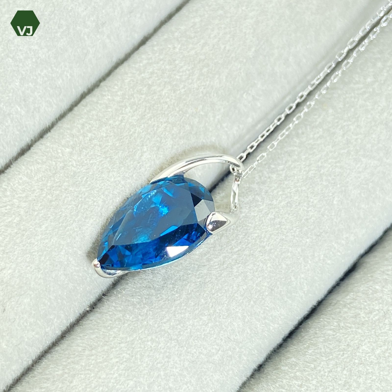 27-07】ブルートパーズ ネックレス 3.00ct 