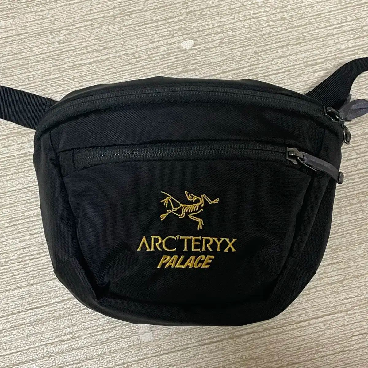 【PALACE×Arc'Teryx／ Mantis1 ／アークテリクス／パレス】 Palace Arc'teryx Waistpack Black - FW20 - US
