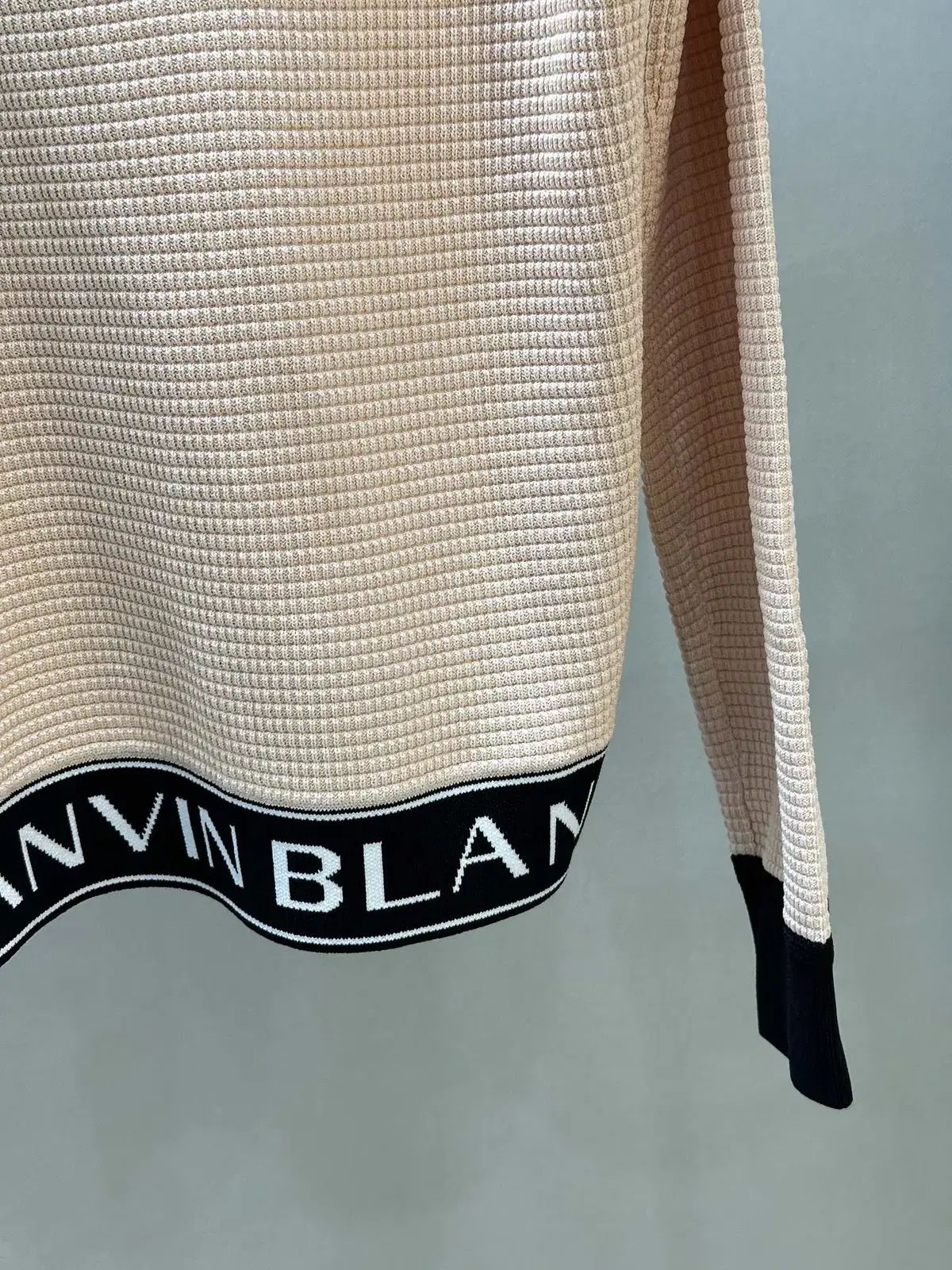 【新品】LANVIN sport人気バイカラー長袖ゴルフカーディガン　40 新品】LANVIN sport人気バイカラー長袖ゴルフカーディガン 40