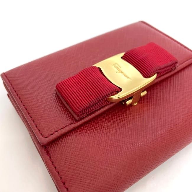♡美品♡サルヴァトーレフェラガモ ケース 財布レッド ラウンドファスナー FERRAGAMO（フェラガモ） Salvatore Ferragamo サルヴァトーレ
