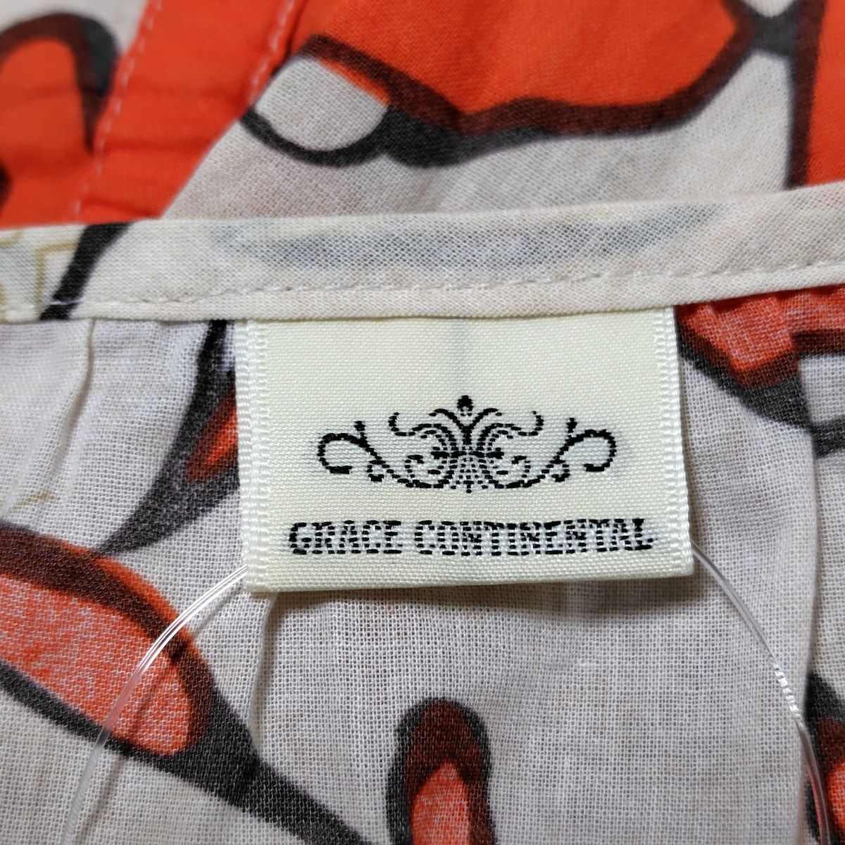 グレースコンチネンタル　ダイアグラム　 チュニック　サイズ36 未使用　完売品 GRACE CONTINENTAL - ダイアグラムの胸元ビジューチュニック