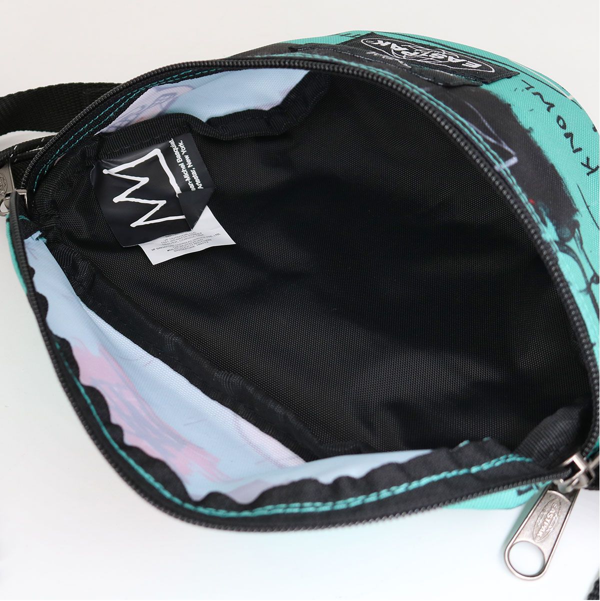 ■EASTPAK X BASQUIATコラボ ボディバッグ EK000074 Basquiat x Eastpak
