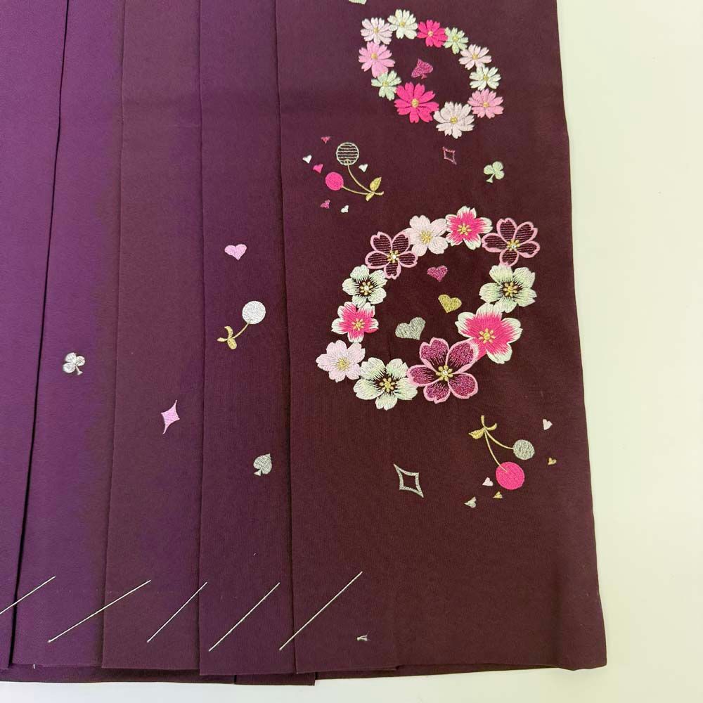 袴 2L size 紐下丈98cm 行灯袴 卒業袴 女性用袴 anan ぼかし 刺繍 エンジ ピンク 中古 4731 袴 2L size 紐下丈98cm 行灯袴 卒業袴 女性用袴 anan ぼかし 刺繍